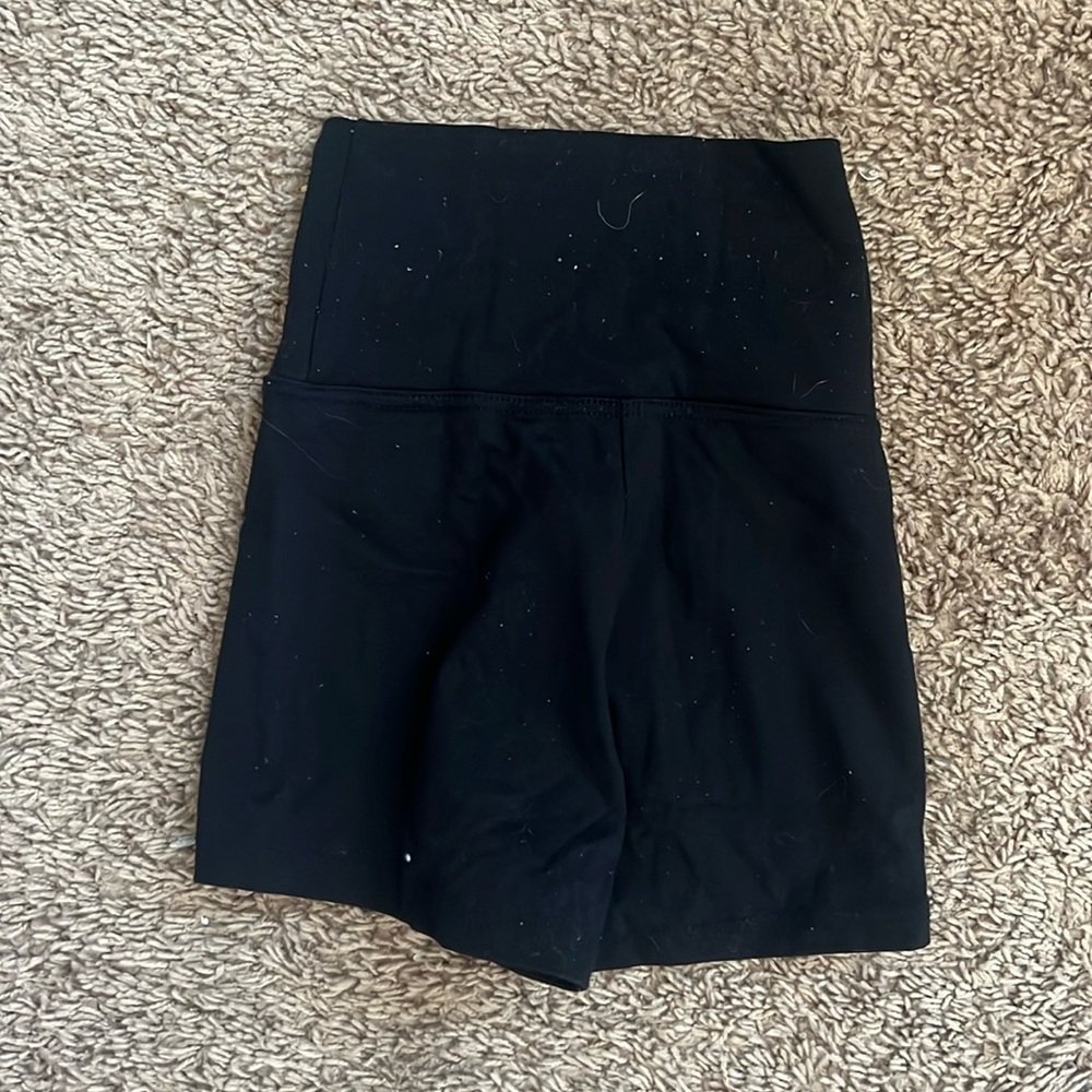 black capeizo biker shorts kids